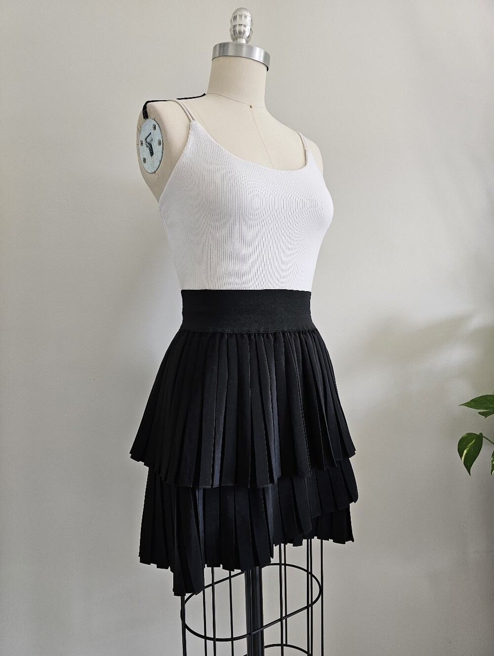 ZARA black tiered pleated mini skirt with elastic waistband
